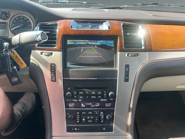 2012 Cadillac Escalade Platinum Edition