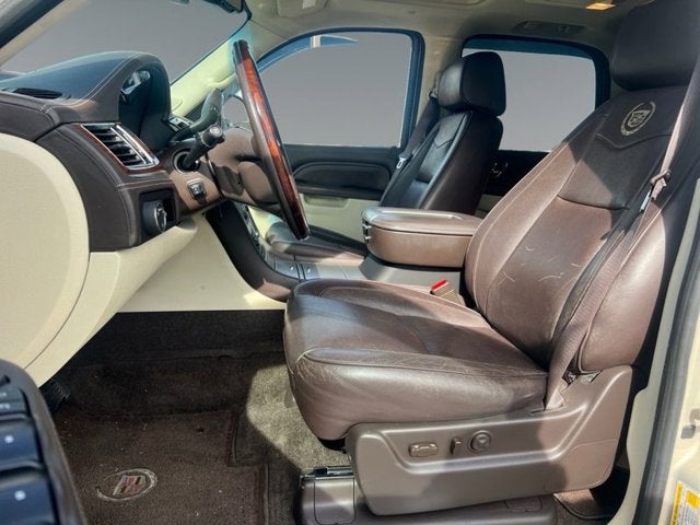 2012 Cadillac Escalade Platinum Edition