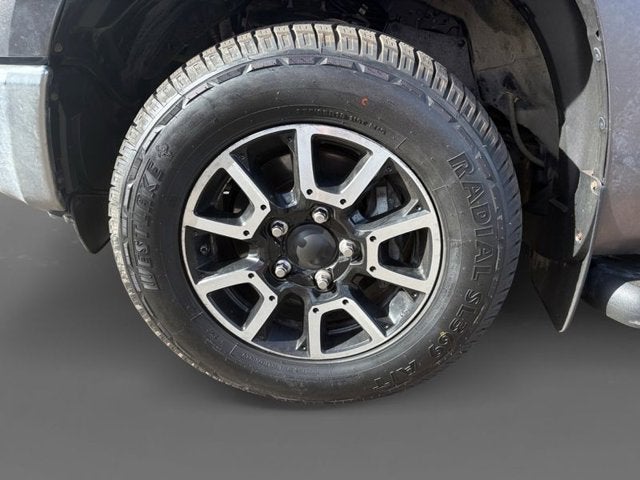 2018 Toyota Tundra 4WD SR5 5.7L V8