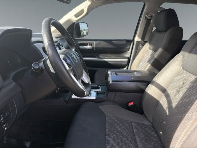 2018 Toyota Tundra 4WD SR5 5.7L V8