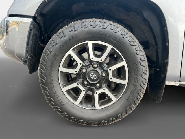 2019 Toyota Tundra 4WD SR5 5.7L V8