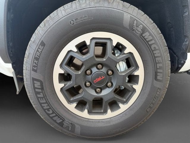 2025 Toyota 4Runner TRD Off Road