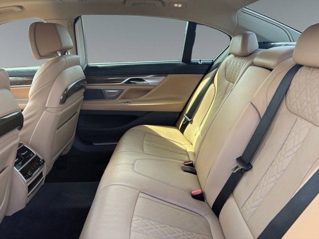 2018 BMW 7 Series xDrive